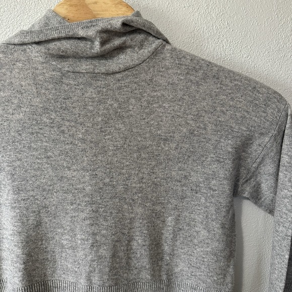 NAADAM Wool Cashmere High Low High Neck Hoodie Heather‎ Gray Women's Size Small - Picture 2 of 5